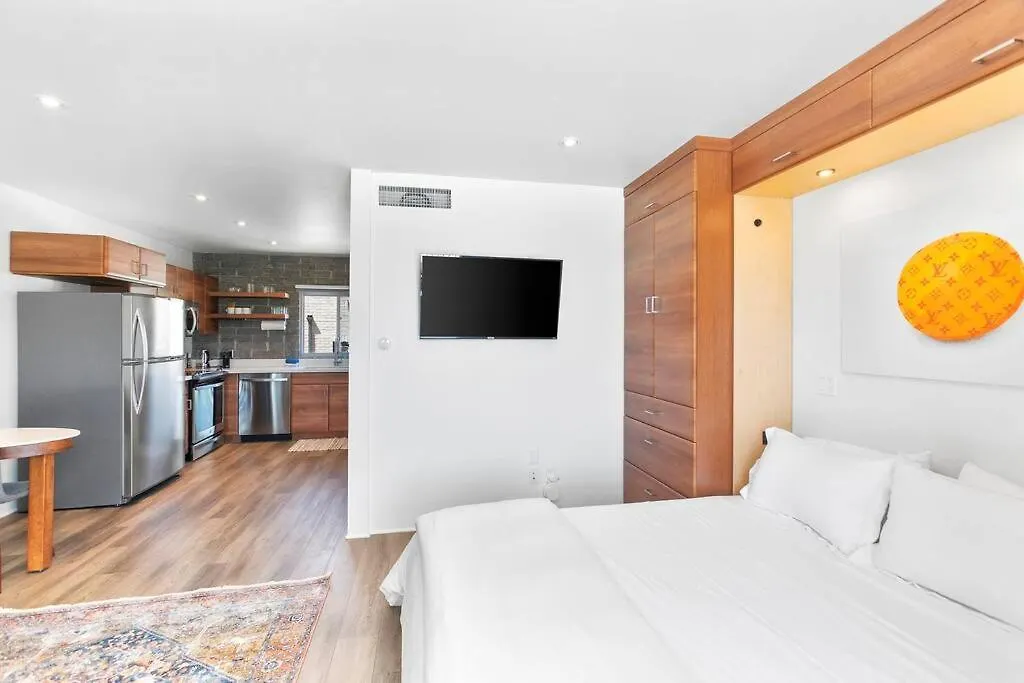 דירה פיניקס Retro Studio In The Heart Of Dtph - Very Walkable