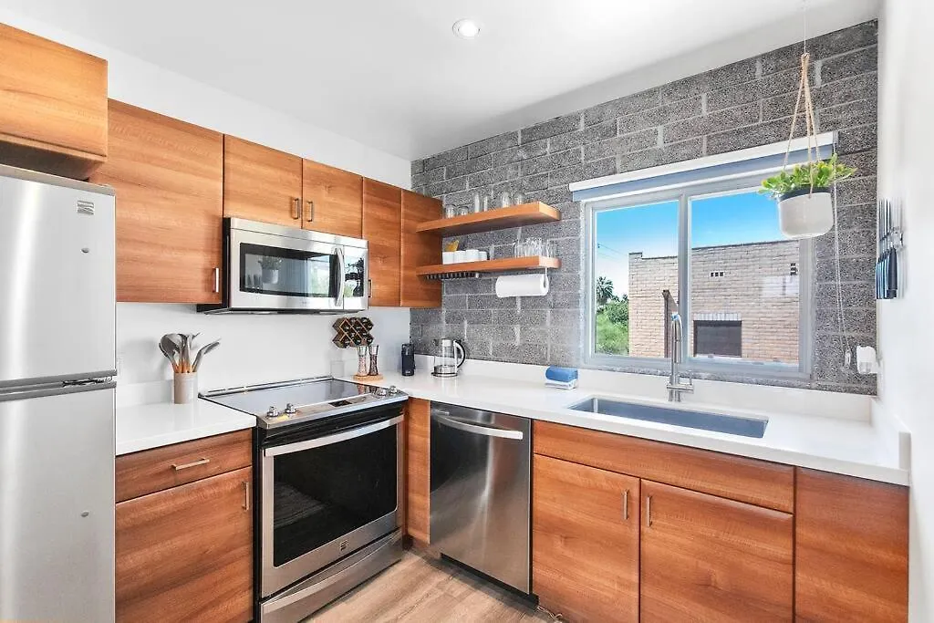 פיניקס Retro Studio In The Heart Of Dtph - Very Walkable